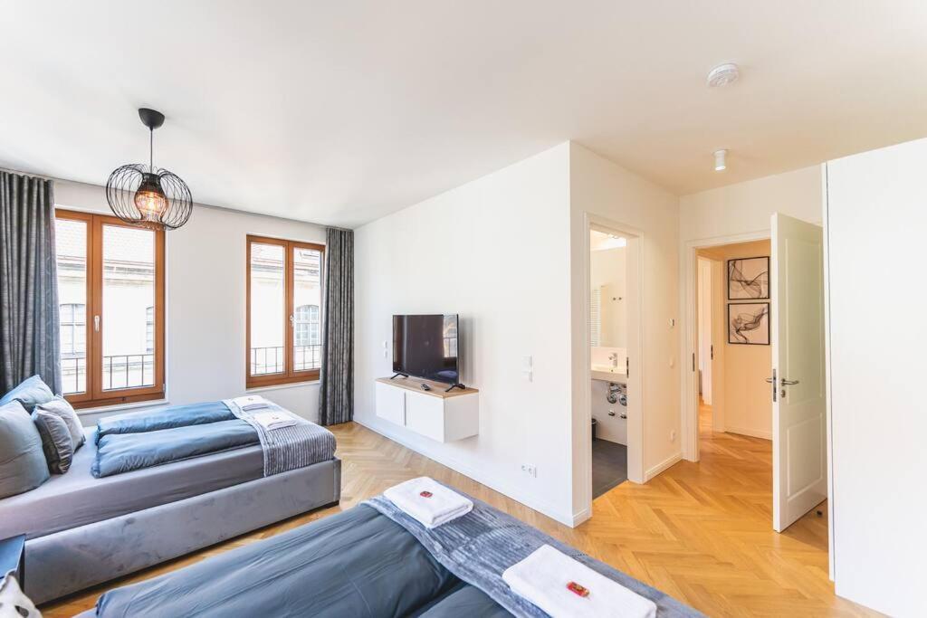 Tip! Erstklassiges 120 Qm Apartment Am Neumarkt ドレスデン エクステリア 写真